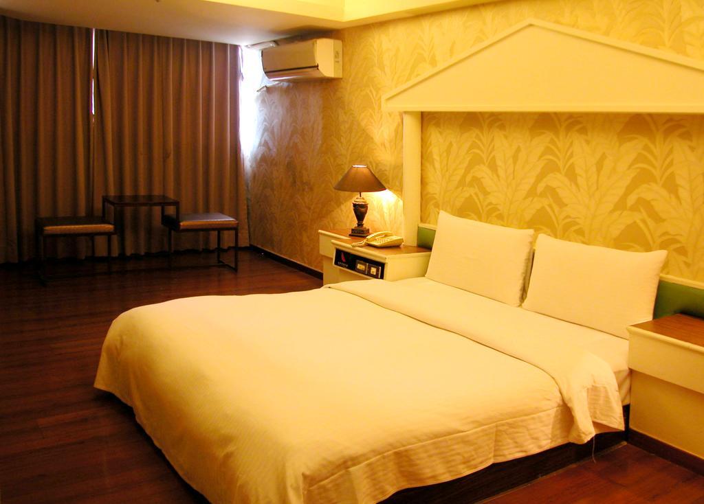 Zaw Jung Business Hotel Taizhong Zewnętrze zdjęcie