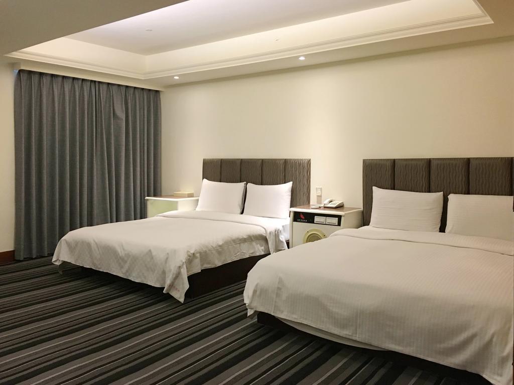 Zaw Jung Business Hotel Taizhong Zewnętrze zdjęcie