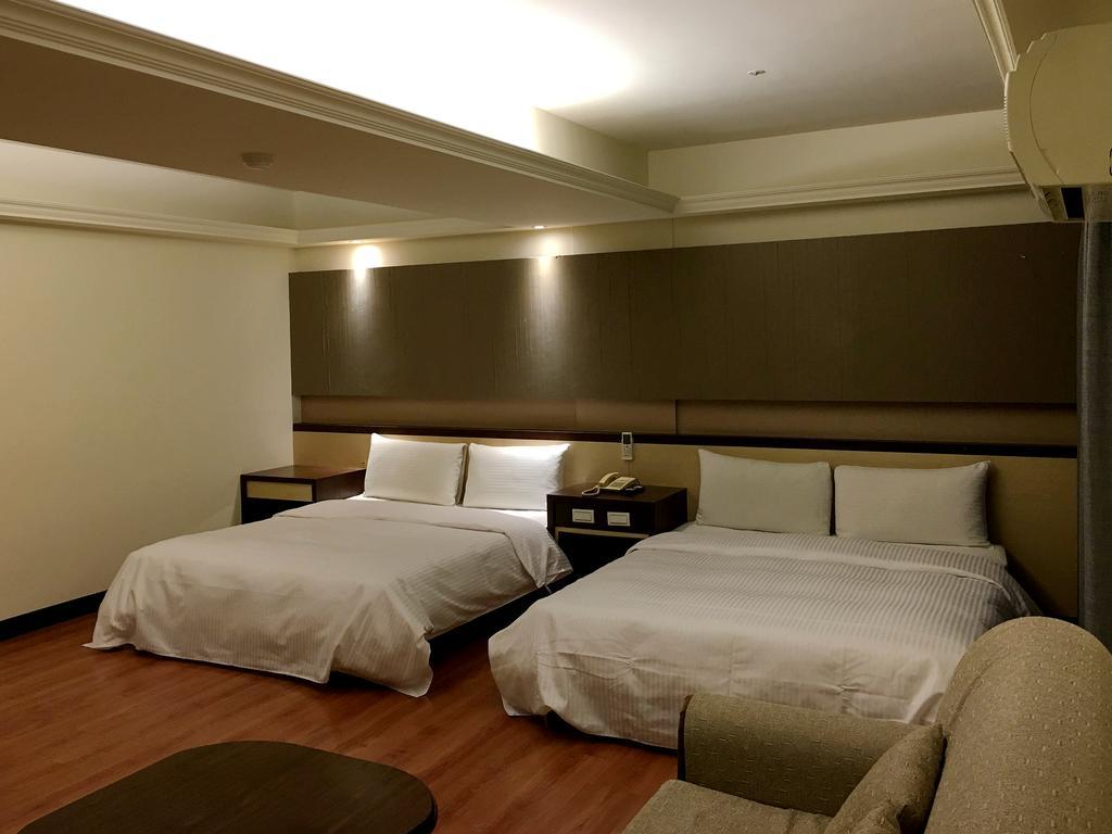 Zaw Jung Business Hotel Taizhong Zewnętrze zdjęcie