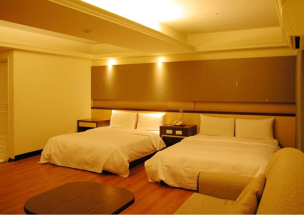 Zaw Jung Business Hotel Taizhong Zewnętrze zdjęcie