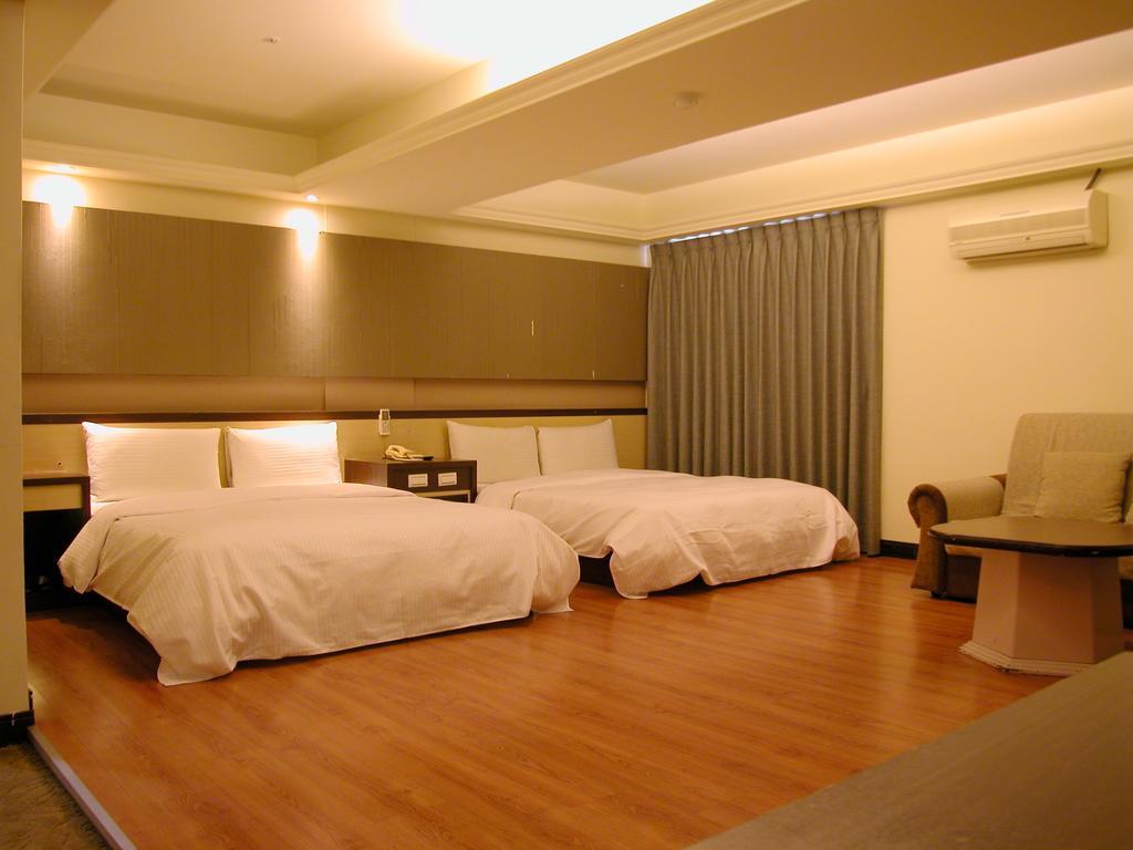 Zaw Jung Business Hotel Taizhong Zewnętrze zdjęcie